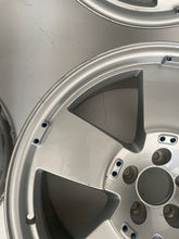 Laden Sie das Bild in den Galerie-Viewer, 4x Alufelge 19 Zoll 8.0" 5x112 39ET 8R0071499A Audi Q5 Rim Wheel FEL7018142428mv
