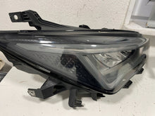 Laden Sie das Bild in den Galerie-Viewer, Frontscheinwerfer Cupra Born 10F941008H 10F941007H Links Scheinwerfer Headlight SCH9212370851jq