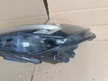 Laden Sie das Bild in den Galerie-Viewer, Frontscheinwerfer Ford Focus JX7B-13E015-CE Full LED Links Headlight SCH6928164418gr