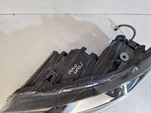 Laden Sie das Bild in den Galerie-Viewer, Frontscheinwerfer VW Polo 90042189 Links Scheinwerfer Headlight SCH6696686502bw