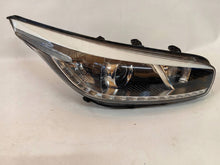 Laden Sie das Bild in den Galerie-Viewer, Frontscheinwerfer Kia Ceed Xenon Rechts Scheinwerfer Headlight