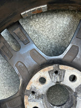 Load image into Gallery viewer, 1x Alufelge 18 Zoll 8.0" 5x112 8092352 BMW F44 1 F40 Rim Wheel FEL3854685184sz