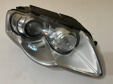 Laden Sie das Bild in den Galerie-Viewer, Frontscheinwerfer VW Passat Xenon Rechts Scheinwerfer Headlight SCH5767072963fv
