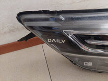 Laden Sie das Bild in den Galerie-Viewer, Frontscheinwerfer Iveco Daily I 5802711799 5802711800 LED Ein Satz Headlight SCH7495216195et