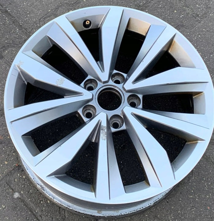 1x Alufelge 17 Zoll 7.0" 5x112 45ET 2GA601025P VW T-Roc Rim Wheel FEL9178367940vz