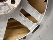 Laden Sie das Bild in den Galerie-Viewer, 1x Alufelge 17 Zoll 7.5" 5x112 38ET Glanz Silber 8W0601025E Audi Rim Wheel FEL9824116720af