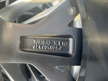 Laden Sie das Bild in den Galerie-Viewer, 1x Alufelge 18 Zoll 7.0" 5x100 47ET Glanz Graphit 6F9601025J Mg Arona Rim Wheel FEL9458130767tz