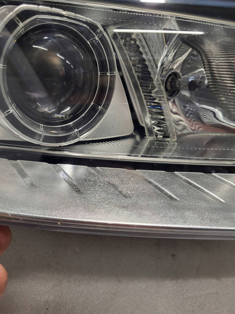 Frontscheinwerfer Volvo V70 S80 31214348 6948180 Xenon Rechts Headlight SCH8168867534jd
