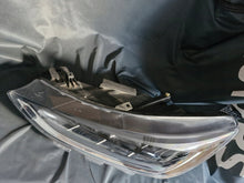 Laden Sie das Bild in den Galerie-Viewer, Frontscheinwerfer Ford Focus Links Scheinwerfer Headlight SCH4456357480bn