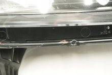 Laden Sie das Bild in den Galerie-Viewer, Frontscheinwerfer Ford Transit Connect 90070363 FT11-13W029DB FALSE Headlight SCH6908651737sh