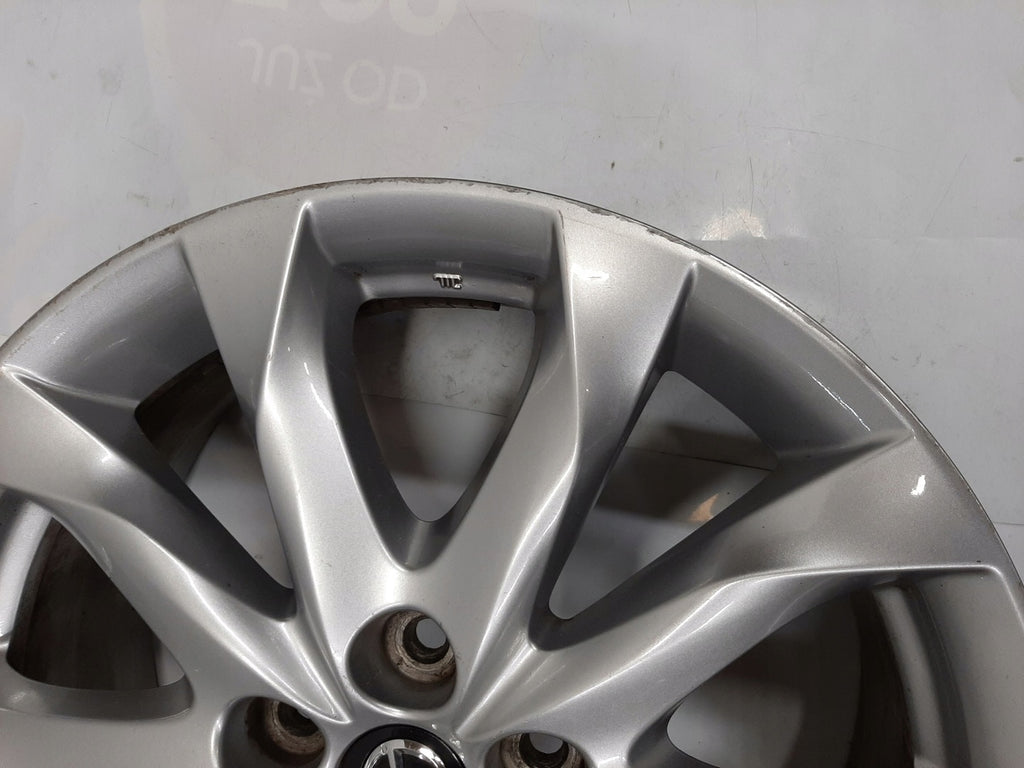 1x Alufelge 18 Zoll 7.0" 5x114.3 50ET Glanz Silber 9965227080 Mazda Cx5 Cx3