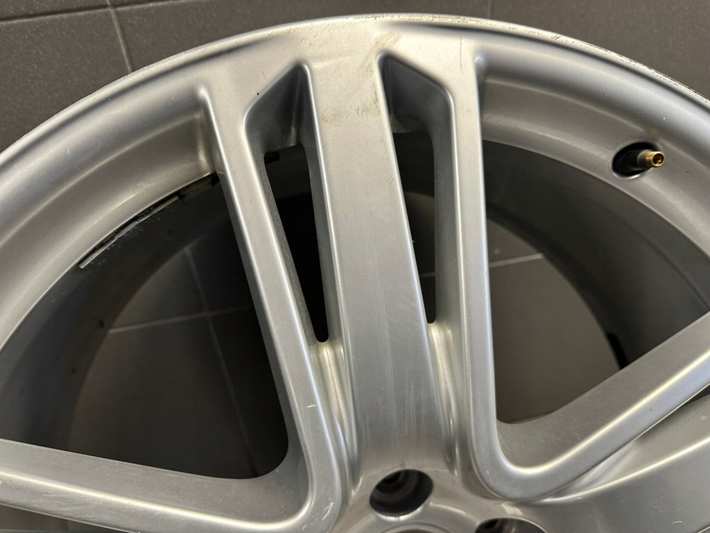 1x Alufelge 21 Zoll 9.0" 5x112 35ET Matt Silber 4H0601025AJ Audi A8 Rim Wheel FEL6368869486ex