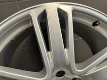 Load image into Gallery viewer, 1x Alufelge 21 Zoll 9.0" 5x112 35ET Matt Silber 4H0601025AJ Audi A8 Rim Wheel FEL6368869486ex