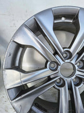 Load image into Gallery viewer, 1x Alufelge 17 Zoll 7.0" 5x114.3 47ET 52910-2W170 Hyundai Santa III Fe Rim Wheel FEL7612766901xu