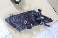 Laden Sie das Bild in den Galerie-Viewer, Frontscheinwerfer Honda Odyssey 42337 Ein Stück (Rechts oder Links) Headlight