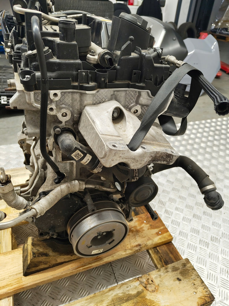 Motor BMW F45 F40 F46 B38A15A 1.5 120TKm 2021 Benzin Engine Unkomplett
