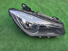 Laden Sie das Bild in den Galerie-Viewer, Frontscheinwerfer Mercedes-Benz Cla A1178200461 Rechts Scheinwerfer Headlight SCH3011041036yi
