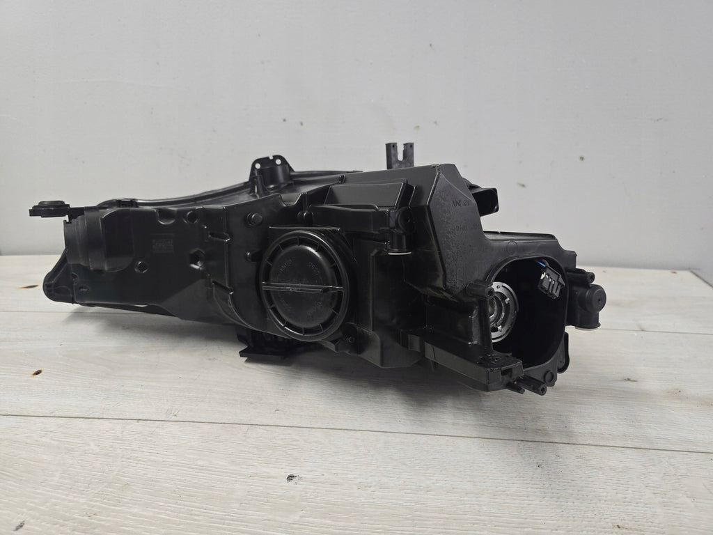 Frontscheinwerfer Audi A4 B9 8W0941043 Xenon Ein Stück (Rechts oder Links)