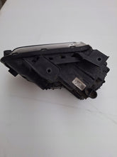Load image into Gallery viewer, Frontscheinwerfer Hyundai Kona 92102-J9000 Rechts Scheinwerfer Headlight SCH8132736421nq
