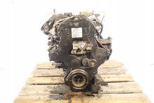 Laden Sie das Bild in den Galerie-Viewer, Motor Chrysler Voyager IV 04666500AB 2.8 149PS 2005 Diesel Engine Unkomplett MOT3157205265ot