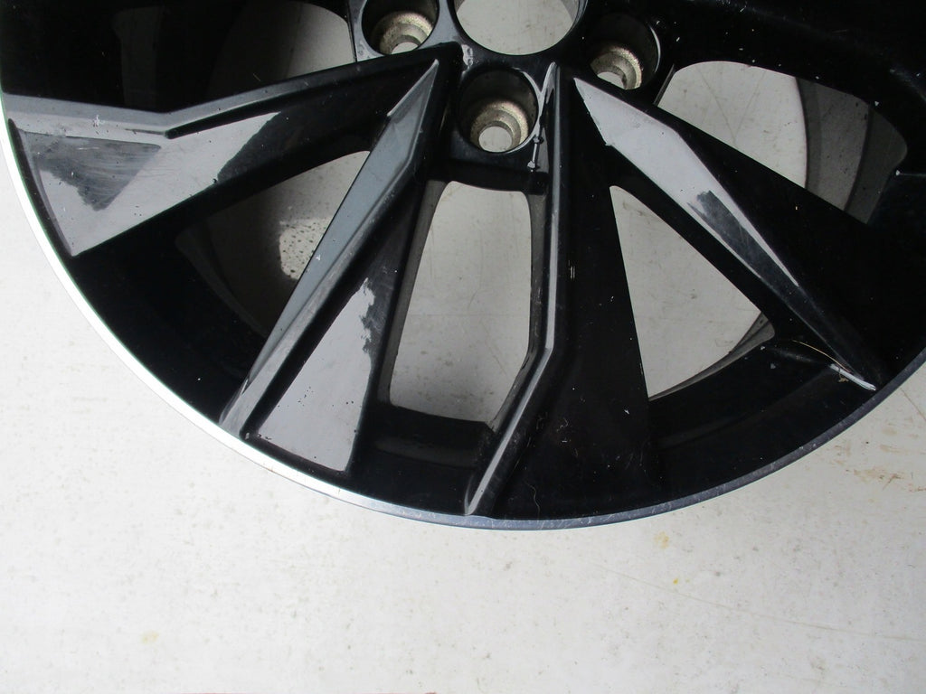 1x Alufelge 16 Zoll 7.0" 5x100 46ET Glanz Graphit 6V0601025J Mg Fabia Iii