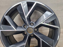 Laden Sie das Bild in den Galerie-Viewer, 1x Alufelge 19 Zoll 565601025FF Skoda Kodiaq Rim Wheel