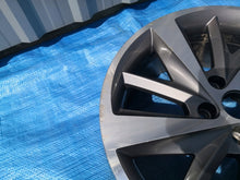Load image into Gallery viewer, 1x Alufelge 18 Zoll 7.5" 5x112 51ET Glanz Grau 5F0601025E Cupra Leon Mg FEL2794057124lw