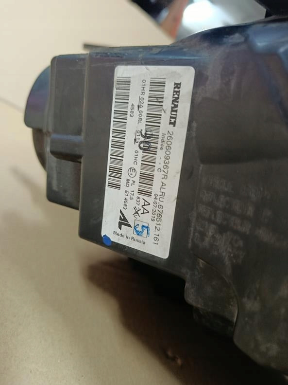 Frontscheinwerfer Dacia Duster 260609367R Links Scheinwerfer Headlight SCH9355491219ax