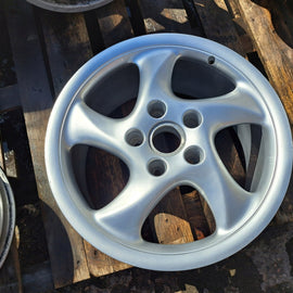 1x Alufelge 18 Zoll 9.0