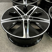 Laden Sie das Bild in den Galerie-Viewer, 4x Alufelge 18 Zoll 7.5" 5x112 49ET Glanz Schwarz A1774010500 Mercedes-Benz W177 FEL5716891645zw