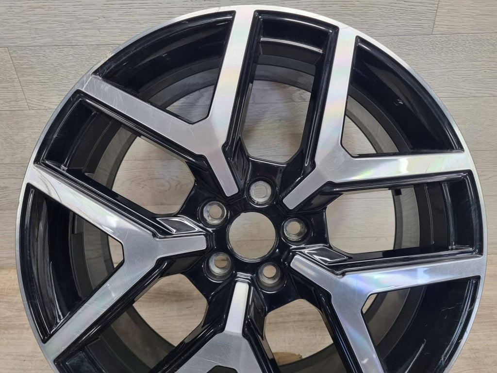 1x Alufelge 18 Zoll 7.0" 5x100 47ET Glanz Graphit 6F9601025B Seat Arona FEL7224451956fl