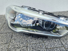 Laden Sie das Bild in den Galerie-Viewer, Frontscheinwerfer BMW X1 F48 7472220 Rechts Scheinwerfer Headlight SCH1772859291mv