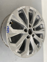 Laden Sie das Bild in den Galerie-Viewer, 1x Alufelge 17 Zoll 7.5" 5x112 38ET Glanz Silber 8W0601025L Audi A4 Rim Wheel FEL6643135527uy