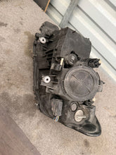 Laden Sie das Bild in den Galerie-Viewer, Frontscheinwerfer BMW 3 F30 F31 7259524 Rechts Scheinwerfer Headlight SCH8543618760ub