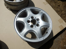 Load image into Gallery viewer, 3x Alufelge 16 Zoll 7.0&quot; 5x112 43ET A2084010502 Mercedes-Benz Clk Rim Wheel