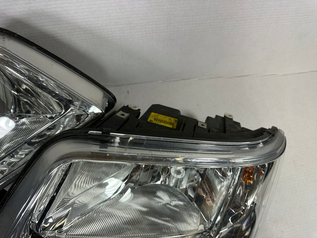 Frontscheinwerfer VW T5 7H1941015N 7H1941016N LED Ein Stück (Rechts oder Links)