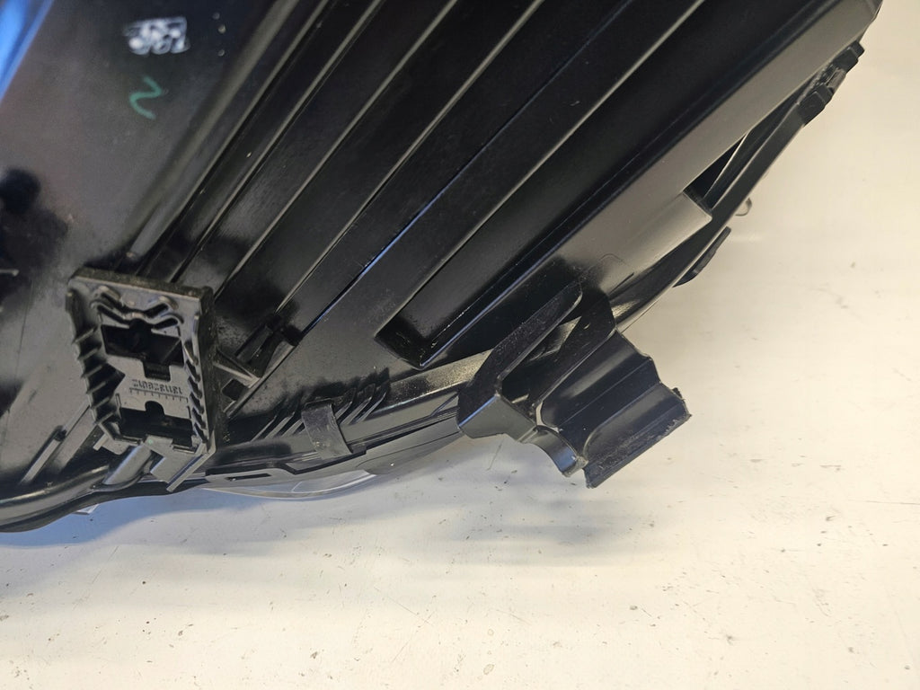 Frontscheinwerfer Mercedes-Benz Cla A1179064600 LED Rechts Headlight SCH2350226288za