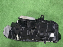 Laden Sie das Bild in den Galerie-Viewer, Frontscheinwerfer Mercedes-Benz W247 A2479067001 Full LED Rechts Headlight SCH7871852735yn