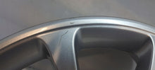 Laden Sie das Bild in den Galerie-Viewer, 1x Alufelge 17 Zoll 6.0" 5x112 Glanz A1774010300 Mercedes-Benz Rim Wheel FEL2137627617pm