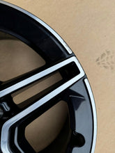 Load image into Gallery viewer, 1x Alufelge 18 Zoll 7.5" 5x112 44ET A2054019500 Mercedes-Benz W205 Rim Wheel FEL8233086477rt