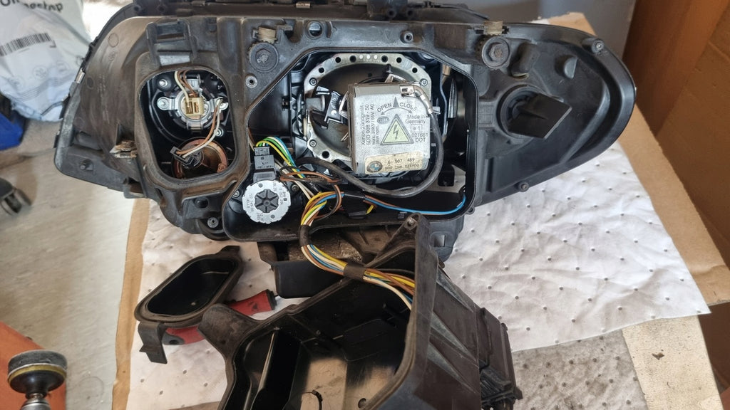 Frontscheinwerfer BMW X5 E53 Xenon Ein Stück (Rechts oder Links) Headlight SCH7924211944kn