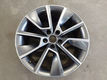 Load image into Gallery viewer, 1x Alufelge 18 Zoll 8.5&quot; 5x112 41ET 3V0601025BC Skoda Rim Wheel
