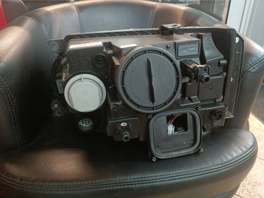 Frontscheinwerfer Land Rover Range 13W029-EB Bi-Xenon Rechts Headlight SCH8870196377dr