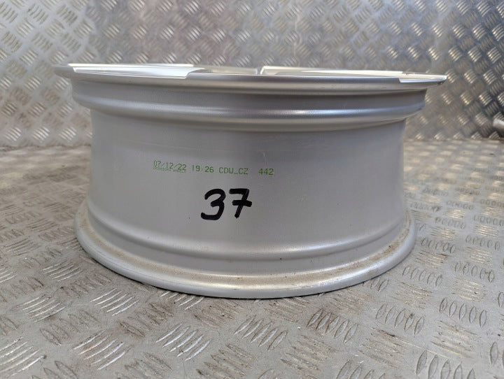 1x Alufelge 18 Zoll 7.0" 5x100 39ET 657601025A Skoda Kamiq Rim Wheel FEL1173033055bk