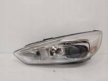 Laden Sie das Bild in den Galerie-Viewer, Frontscheinwerfer Ford Focus III F1EB-13D155-AD Links Scheinwerfer Headlight