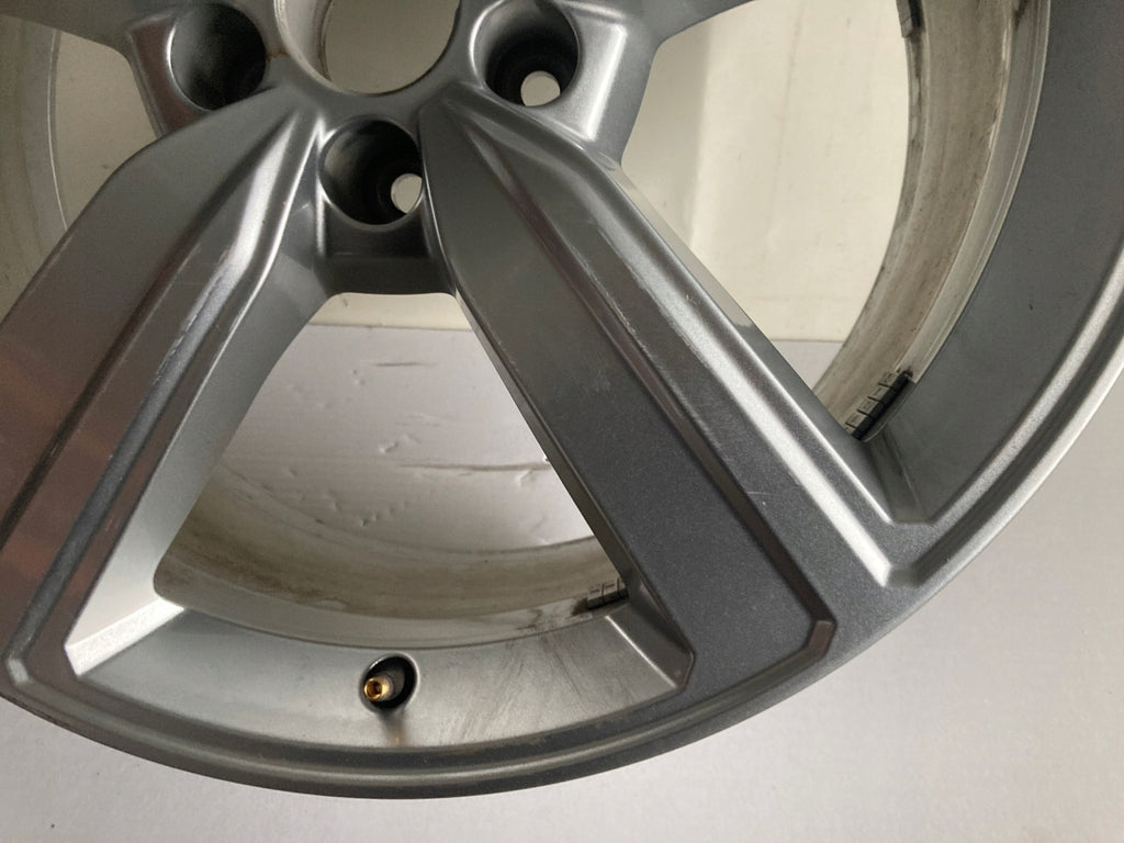 1x Alufelge 20 Zoll 9.0" 5x112 38ET Glanz Silber 4KE601025S Audi E-Tron FEL1708578112og