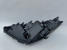Laden Sie das Bild in den Galerie-Viewer, Frontscheinwerfer Toyota Yaris Rechts Scheinwerfer Headlight SCH3550895474im
