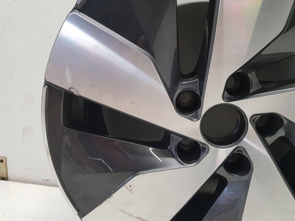 1x Alufelge 17 Zoll 3J0601025K VW Passat Rim Wheel FEL7874690622ol