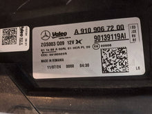 Load image into Gallery viewer, Frontscheinwerfer Mercedes-Benz Sprinter A9109067200 LED Rechts Headlight SCH5642438963ua