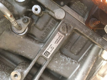 Laden Sie das Bild in den Galerie-Viewer, Motor BMW F40 B37C15A 1.5 116PS Diesel Engine Komplett MOT3136681541fq